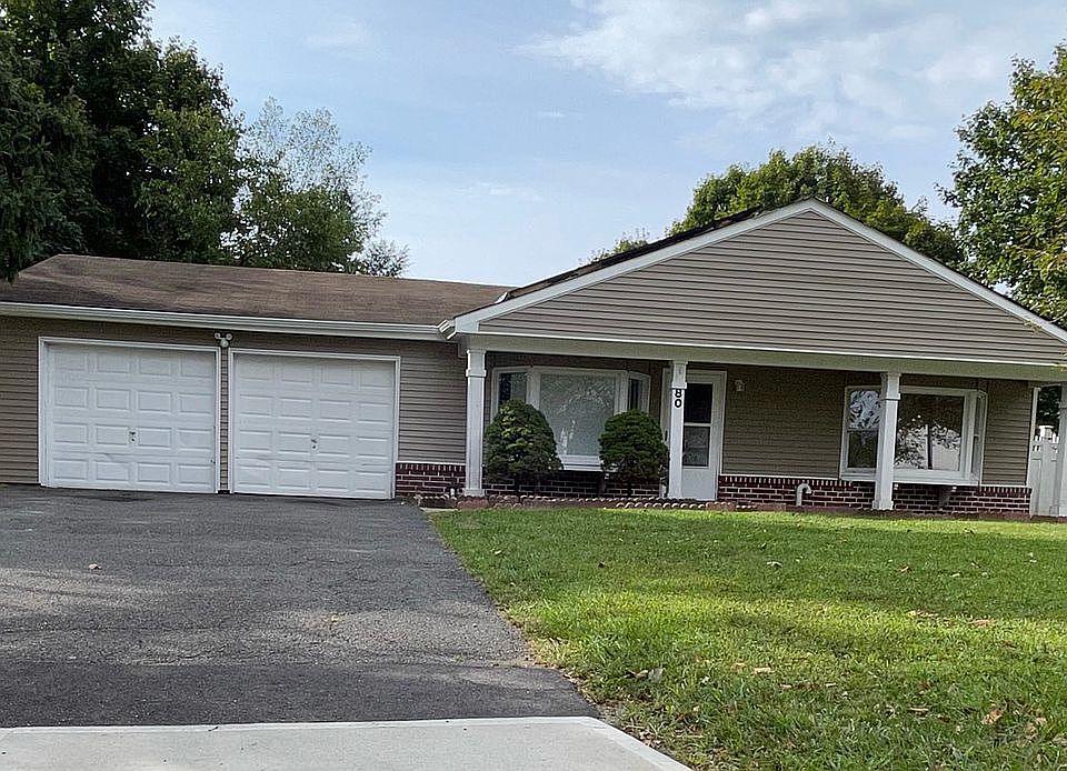 1st image of 80 Sequoia Dr