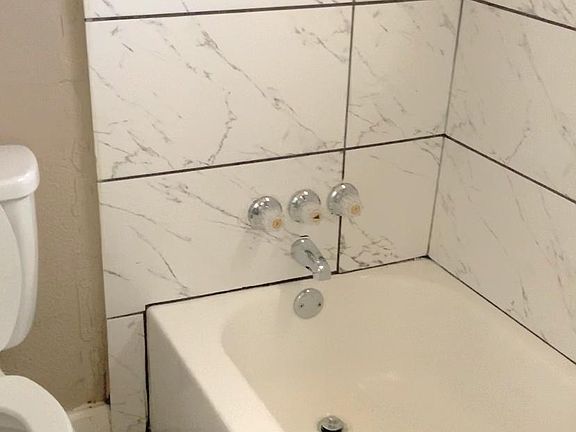 5th image of 311 Randall St #2