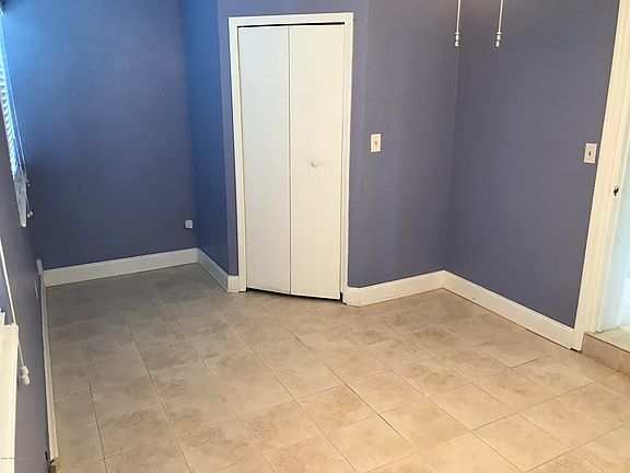 4th image of 319 Vesta Cir