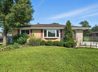 913 N Dwiggins Ave, Griffith, IN 46319