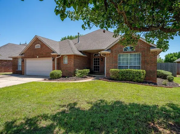 2904 Misty Ridge Dr, Norman, OK 73071