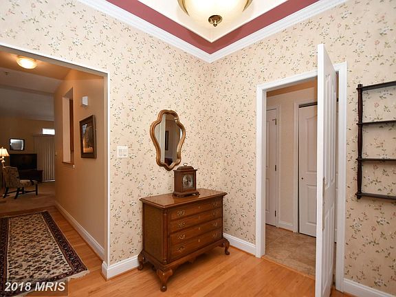 2nd image of 296 Kitty Ct Unit 7