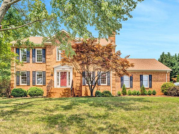 2nd image of 1804 Greenmont Ct