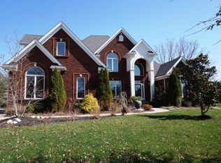 4303 Ashleycreek Ct, Louisville, KY 40241