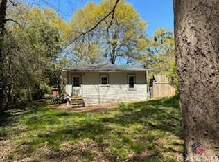 140 Cotton St, Commerce, GA 30529