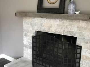 18175 Whipple Tree Ln, Brookfield, WI 53045