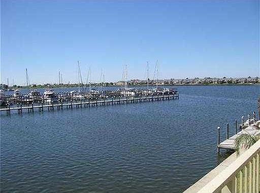 3rd image of 951D Marina Dr