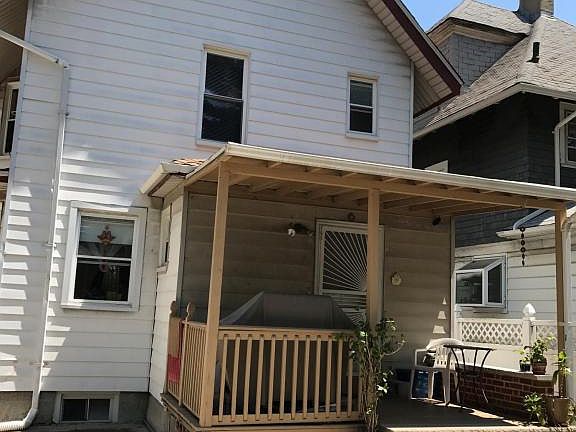 2nd image of 136 Harvard Ave