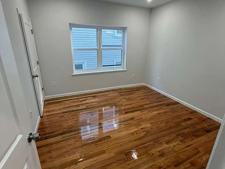 148 Dewey St #3 — Photo 8