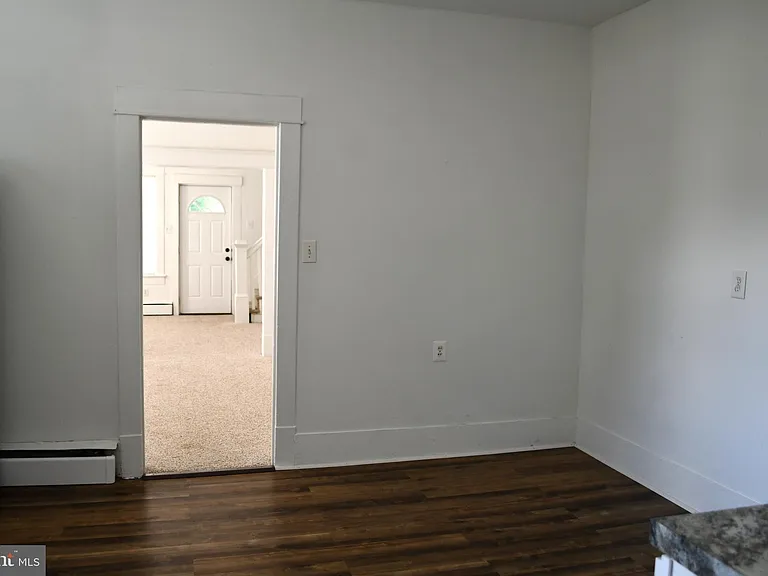 4 E Milby St — Photo 14