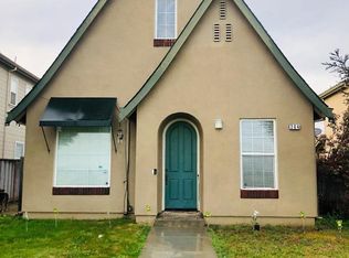 204 Oak Ave, Greenfield, CA 93927