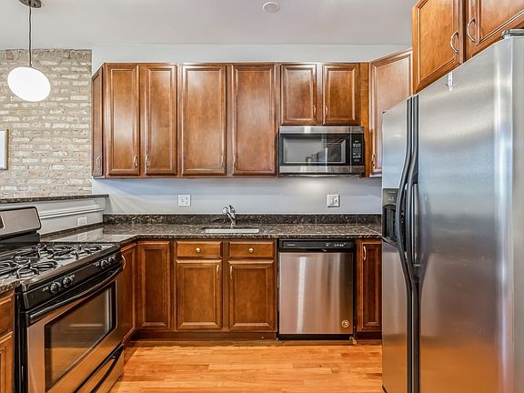 5th image of 3740 W Wrightwood Ave APT 1N