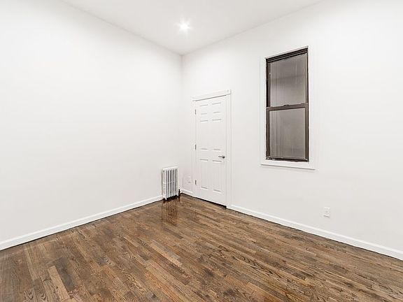 4th image of 718 10th Ave APT 3