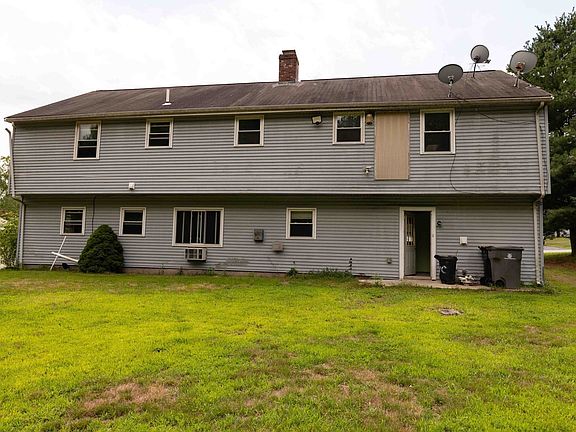 2nd image of 19 Norman Dr