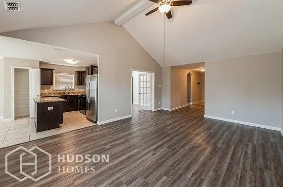 3 bed, 2.0 bath, 1655 sqft, $1,890 — Photo 3