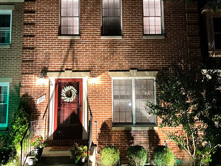 108 Gretna Green Ct — Photo 6