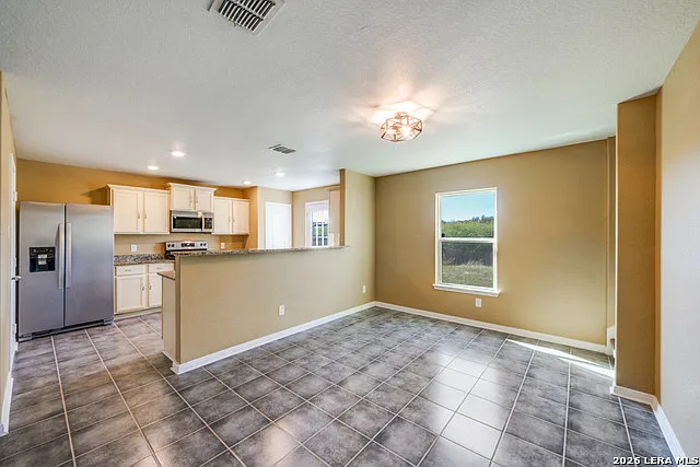 2915 Lavender Mdw — Photo 3