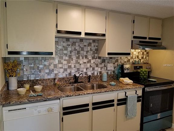 5th image of 126 Loblolly Ct APT C