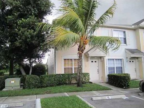 1st image of 16651 Hemingway Dr