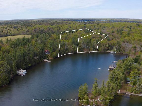2nd image of 250 Clear Lake Rd