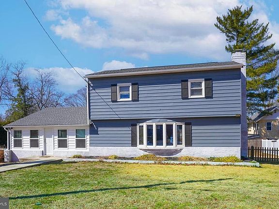 2nd image of 1816 Keymar Rd