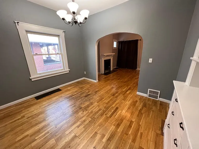 421 Bannock St — Photo 4