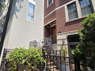 1229 N Paulina St #2, Chicago, IL, 60622