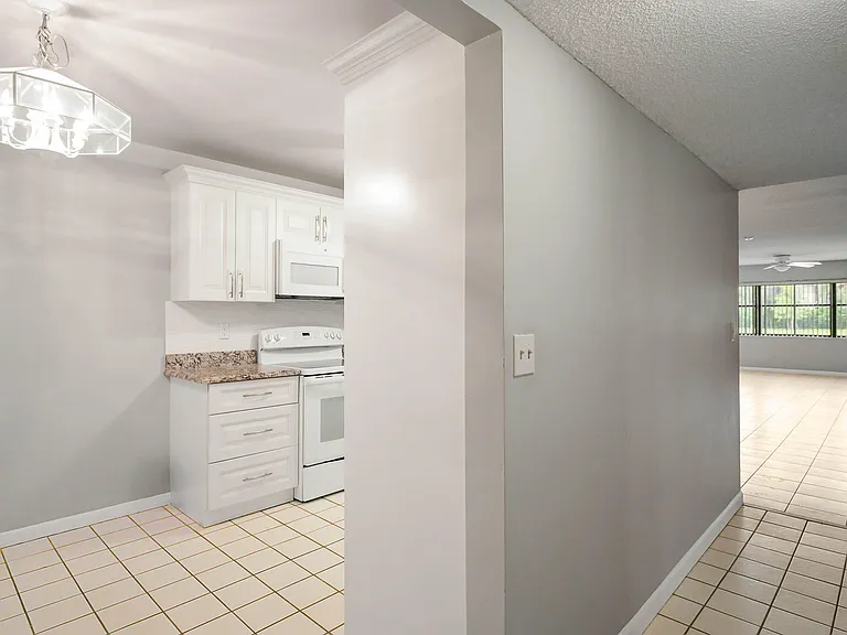7593 Tahiti Ln #106 — Photo 2