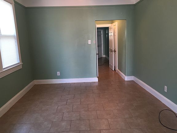 4th image of 8808 Apple St