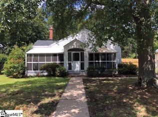 205 Arlington Rd, Greer, SC 29651