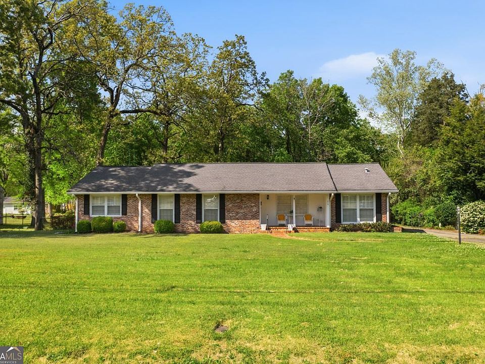 1st image of 218 Jule Peek Ave