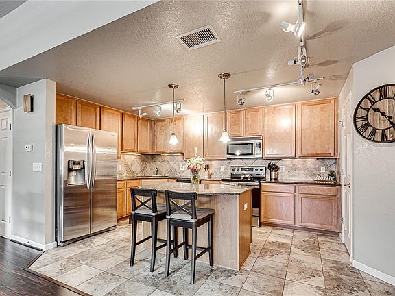 2nd image of 9301 Las Ramblas Ct Unit F