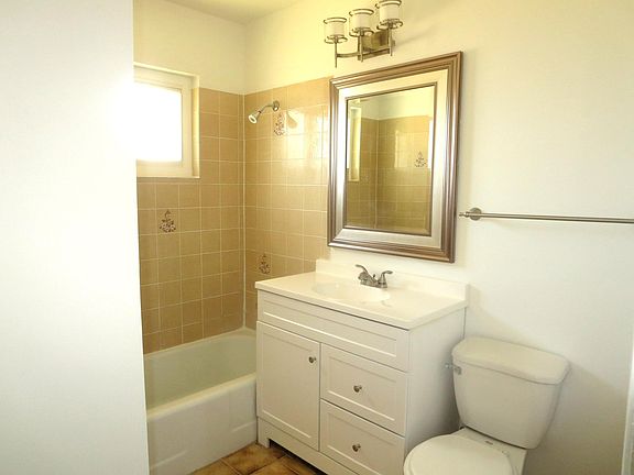 5th image of 3421 Greenock St