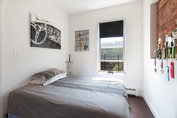 Rented by MNS | media 18