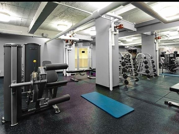 4th image of 212 W 91st St APT 1021