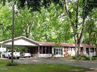 829 Highway 277, Chipley, FL 32428