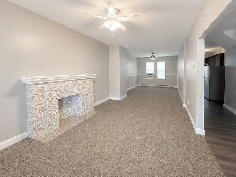 4903 Queensberry Ave — Photo 5