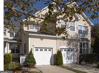 42 Crows Nest Ct, Mount Laurel, NJ 08054