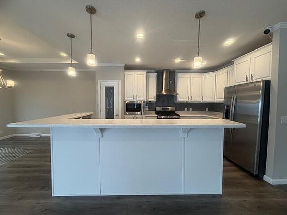 3rd image of 5977 Irene Way Dr