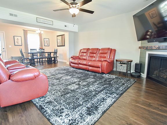 4th image of 1279 Kendall Dr