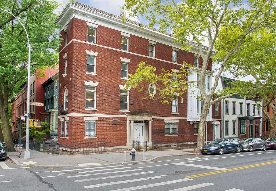 338A Clermont Ave #1