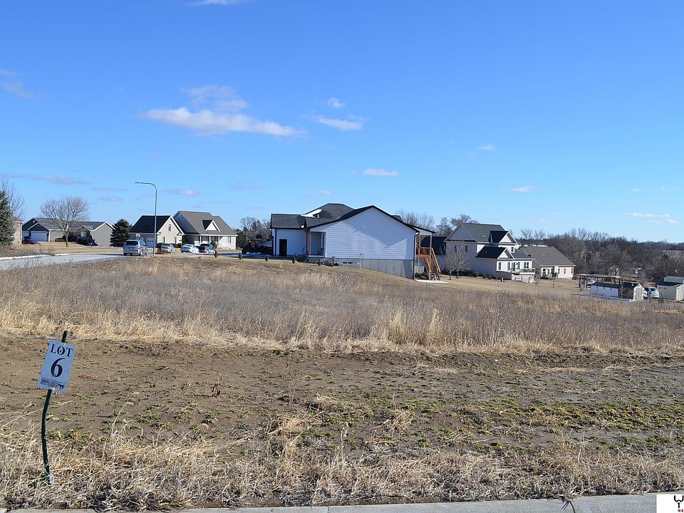 1st image of LOT 6 E Park St