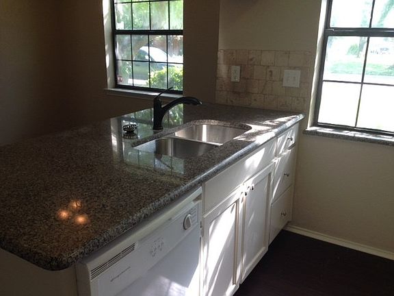 5th image of 524 Parkridge Blvd