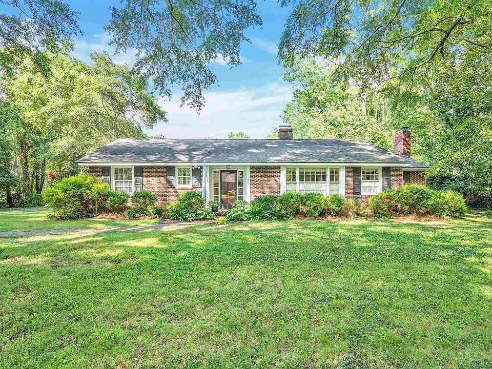 1st image of 200 Westminster Dr