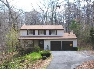 8951 Westchester Dr, Manassas, VA 20112
