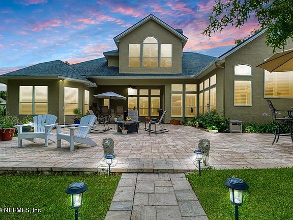 2nd image of 805 N POKEBERRY Place