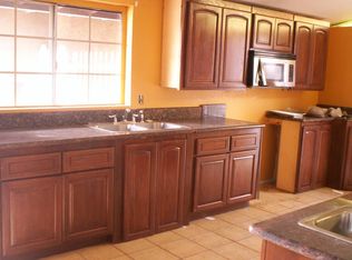 3241 E 61st St, Long Beach, CA 90805