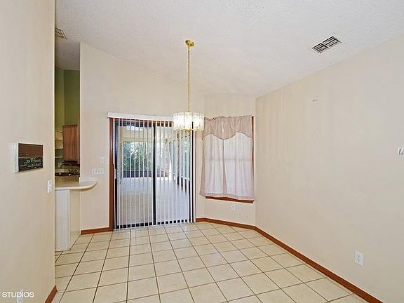 5th image of 613 Tradewinds Dr