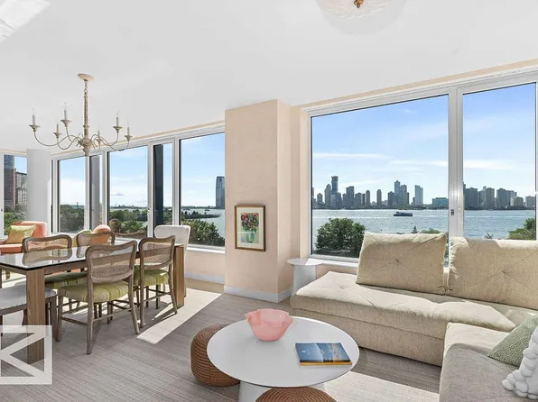 450 Washington St #505, New York, NY 10013