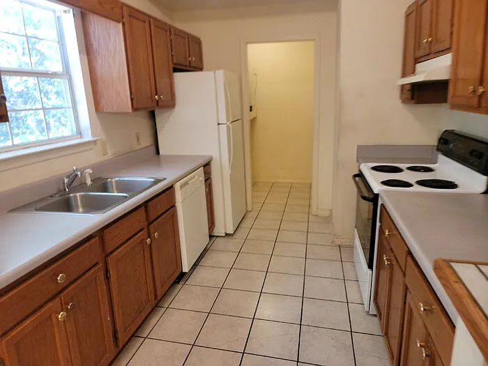 1000 Sable Dr #A — Photo 3